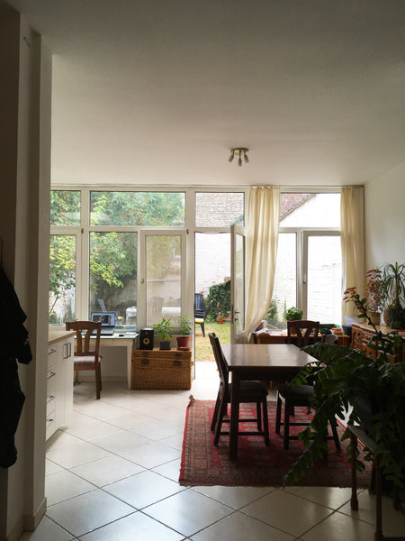 Very bright and quiet ground floor apartment in the center of Ixelles (3 minutes Lombardy, Italy Cozy apartment with garden in the heart of Ixelles Entire rental unit vacation rental 680162090496937073
