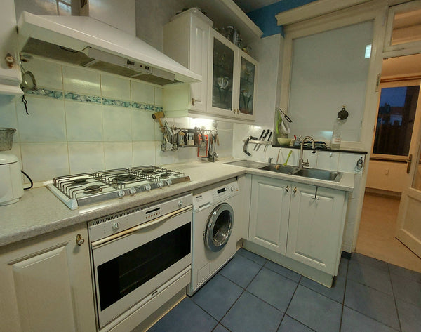 Appartement lumineux, idéalement situé à proximité du quartier européen et du ce Brussels, Belgium Grand appartement 1er étage, Schaerbeek, Bruxelles Entire rental unit vacation rental 571819481894104684