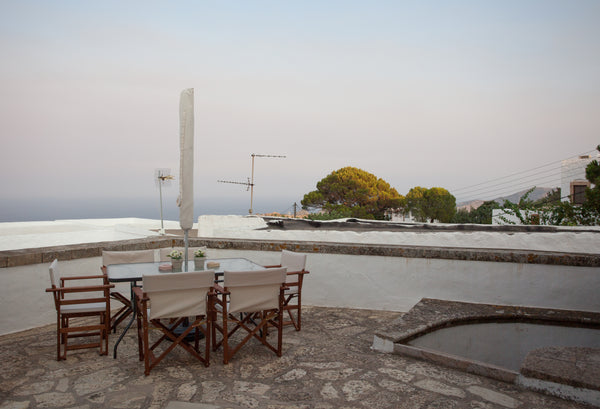 Built in 1869, Penelope Mansion is located in the eastern part of the traditiona Alimos, Greece Penelope Mansion Chora Entire home vacation rental 8711068