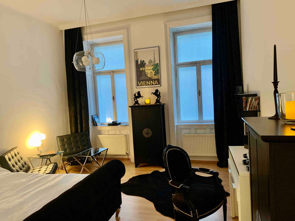 Genieße ein stilvolles Erlebnis im 9. Bezirk mit bester Infrastruktur. <br />Das  Vienna/Wien  Classic Style Onboarding Home Office Entire rental unit vacation rental 54218449