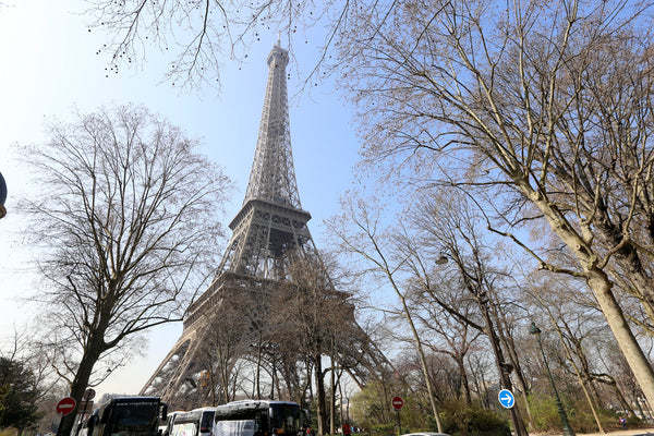 This charming apartment is at the foot of the Eiffel Tower, you will be at the h Paris, France AMAZING VIEW OF THE EIFFEL TOWER! Entire rental unit vacation rental 5724631