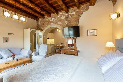 Amazing suites in the heart of Rethymno city, a complex of 6 renovated suites wi  Suite with Terrace, Pool View Room in hotel vacation rental 34354626
