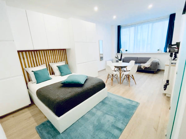 Studio de 27m2 <br /><br />Tout équipé, d’une propreté irréprochable vous trouve Lyon, France Studio 27m2 - 6 min de Bellecour en métro Entire rental unit vacation rental 42381785