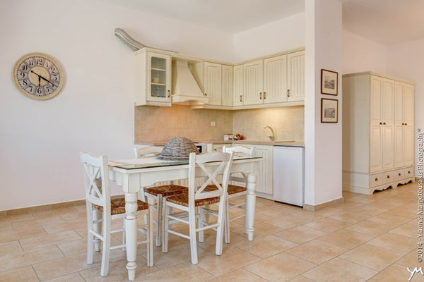 Opalio Apartments are located in Chorio in Ksirokampos area which is a 5-10 minu Plaka, Greece Opalio Apartments I Entire rental unit vacation rental 32890180