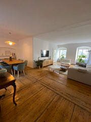 Welcome to Vienna! This spacious, modern apartment is located 2 minutes from Vie Vienna, Austria Zentrales 100m² Apartment mit Terrasse Entire rental unit vacation rental 705768826922344108