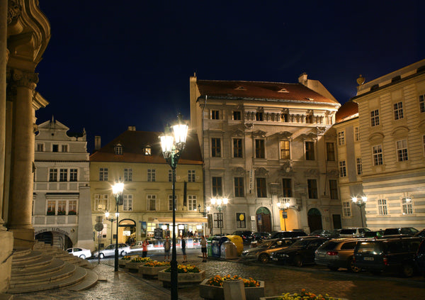 Apartment (6+4), you go through one room to the other one, you share the apartme Prague, Czechia Single Bed in 10-Bed Dormitory Room Shared room in home vacation rental 11562343