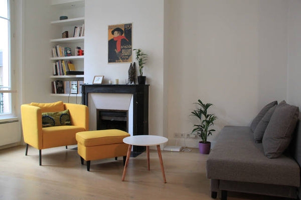 The flat is located in one of the nicest and lively street of Paris, rue daguerr Rueil-Malmaison, France Lovely and spacious 3 room flat, Rue Daguerre Entire rental unit vacation rental 9966332