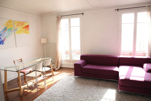 Spacious flat with a cheminée, with 2 separate bedrooms in the 19eme district. <  Very Cozy flat, 20 min to Louvre Entire rental unit vacation rental 2741166