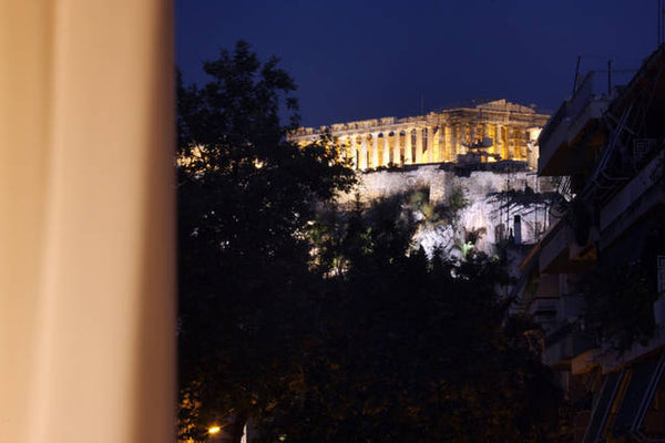 CHECK OUR OFFERS FOR LAST MINUTE RESERVATIONS!!!<br /><br />Visitors’ reviews be Athens, Greece Elegant 5bm-5ba Apt/Acropolis View/Ideal Location Entire rental unit vacation rental 22931768