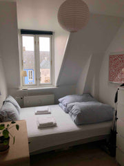 En hyggelig lejlighed i hjertet af Vesterbro. Tæt beliggende er det populære Kød Copenhagen, Denmark Hyggelig og ren lejlighed på hippe Vesterbro Entire rental unit vacation rental 26039269