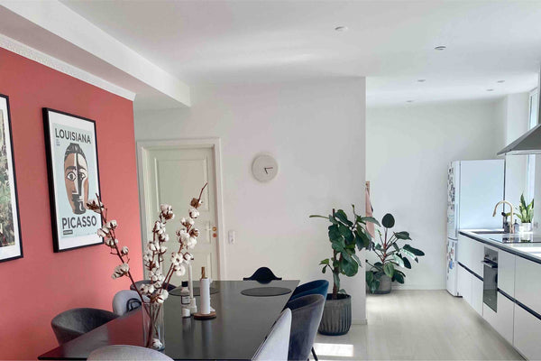 En smuk og lys lejlighed, der blev toprenoveret i 2019. <br /><br />Beliggende i Copenhagen, Denmark 111 m2 børnevenlig lejlighed tæt på natur og Metro Entire condo vacation rental 644255542193713438