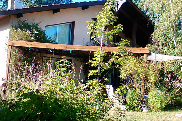 La maison est au calme, dans la verdure, située à 15 minutes du centre-ville de  Floirac, France Maison familiale, jardin, piscine, proche Bordeaux Entire home vacation rental 6258736