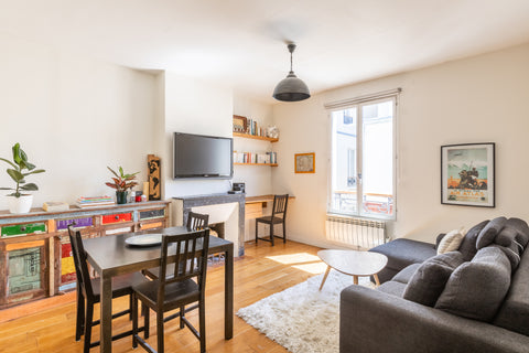 <b>The space</b><br />Welcome to this lovely 2-room apartment (with one bedroom  Paris, France Charming flat, Parmentier Entire rental unit vacation rental 599822