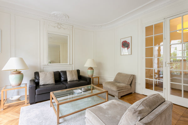 Under construction - do not book please<br /><br /><b>License number</b><br />Ex Paris, France [120m2] Le Blanc Apartment Entire rental unit vacation rental 18064196