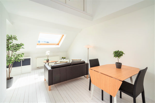 A bright recently renovated apartment right in the city center, surrounded by hi Antwerp, Belgium Beautiful Cozy Apartment in the Heart of Antwerp 4 Entire rental unit vacation rental 49744326