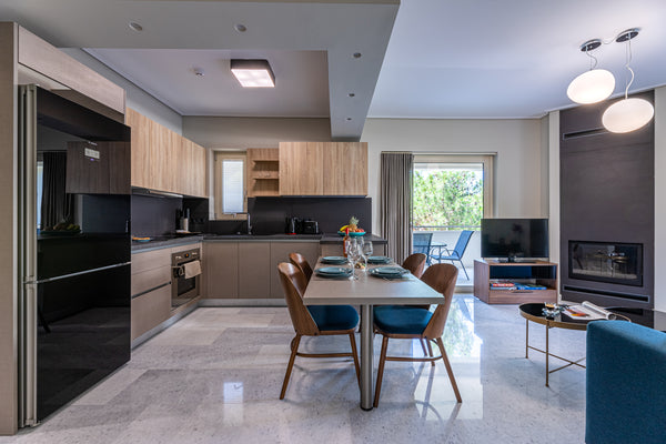 Elegant Two-Bedroom Apartments by Olygreen Athens Residences offers accommodatio GR Elegant Two-Bedroom Apartment | Olygreen Athens Entire rental unit vacation rental 38345492