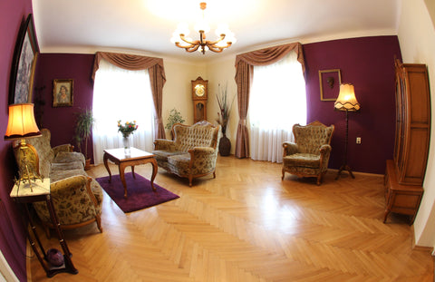 Across from the Astronomical clock on the Old Town square and a few hundred mete Hlavní město Praha, Czechia Astronomical clock apartment Entire rental unit vacation rental 1763136