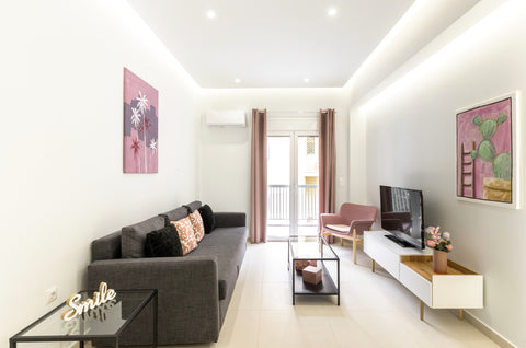 <b>The space</b><br />Spacious One Bedroom Apartment  - Fully equipped kitchen,  Athens, Greece Minimal 1 BR near Metro Station - 5 min walk Entire rental unit vacation rental 36165777