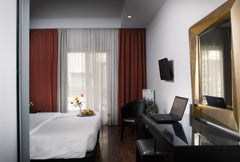 Accommodation in this stylish room captures the essence of the city, bridging th GR Double Room Room in hotel vacation rental 53652234