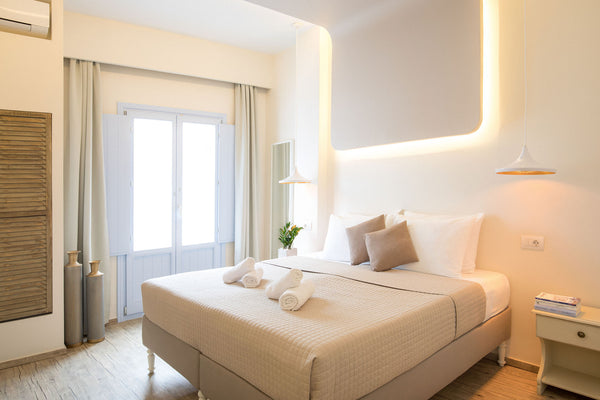 Ideal location just 50 meters from Kamari beach, near the finest hotels, bars an Greece Light Blue Window/Deluxe Apartment 50m from Beach Room in aparthotel vacation rental 18531185