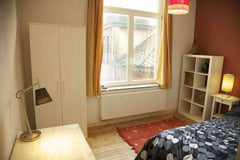 Nice bedroom with warm colors with private bathroom. <br />Quiet and friendly ne Schaerbeek, Belgium Nice cozy bedroom Private room in home vacation rental 9877390