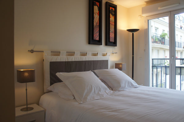 Chambre double avec salle d'eau privative dans notre appartement sécurisé dans u Paris, France VILLAGE MONTMARTRE Private room in rental unit vacation rental 3215428