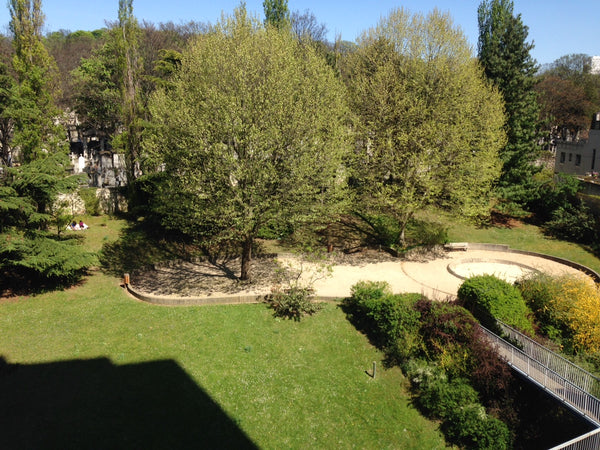 Very brigthful apartement with a large living room, open-plan kitchen.<br />Peac Paris, France Quiet of the country side in Paris Entire rental unit vacation rental 6246852