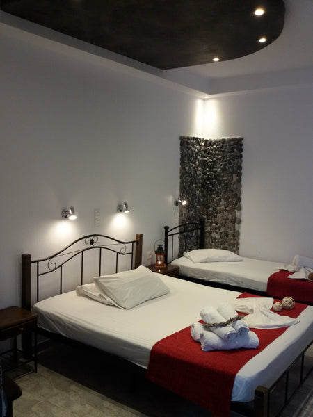 QUADRUPLE ROOM<br /><br /><b>Other things to note</b><br />116K112K0848900 116K1 Karterados, Greece QUADRUPLE ROOM-PENSION LIVADAROS Private room in rental unit vacation rental 6384503