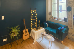 Agréable séjour pour 2 au coeur de la Fête des Lumières. Composé d'une grande ch  T2 cosy plein centre - Terreaux Private room in bed and breakfast vacation rental 769321678207448276