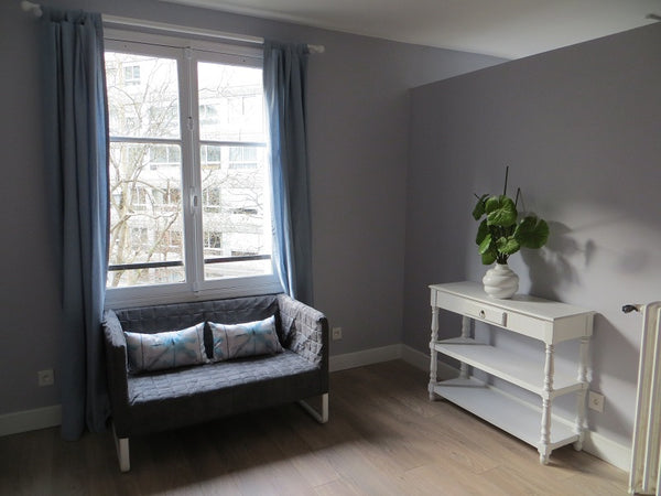 This charming studio is fully furnished with brand new appliances, completely re Paris, France Studio @Paris 15 mins to Eiffel Entire rental unit vacation rental 5098751