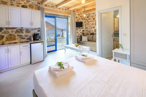 “Cochili” apartment is located at the ground floor of the complex and can accomm Loutro, Greece Molos Apartments - Cochili Private room in rental unit vacation rental 19842225