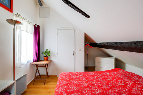 20m2 sunny studio very close to the Republic Square on the 3rd floor, well equip Trégunc, France beautiful studio  paris 10 near Republic Square Entire rental unit vacation rental 4323855