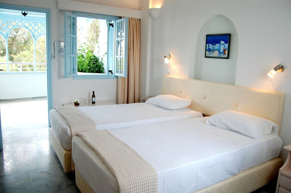 The hotel is situated in Santorini, Perissa. It is 400 meters away from the beac Perissa, Greece Standard Double Room Room in hotel vacation rental 41764209
