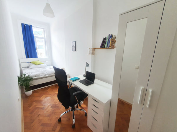 FULLY FURNISHED ROOM (room 3) inclusive CLEANING in a nice area of Vienna near D Vienna, Austria Flat share -  close to 1. district Private room in rental unit vacation rental 51014127