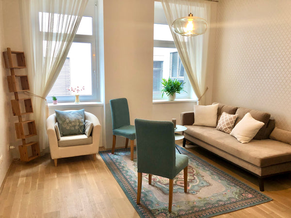 If you want to be in one of Vienna's nicest, safest areas, where you can reach m Vienna, Austria Lovely Flat around the Corner from Sigmund Freud Entire rental unit vacation rental 45445609