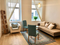 If you want to be in one of Vienna's nicest, safest areas, where you can reach m Vienna, Austria Lovely Flat around the Corner from Sigmund Freud Entire rental unit vacation rental 45445609