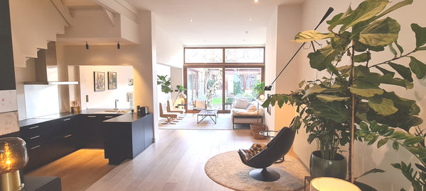 Beautiful big modern house in the center of Antwerpen. The ground floor has a bi  Big modern 5-bedroom townhouse with sunny garden. Entire townhouse vacation rental 53591561