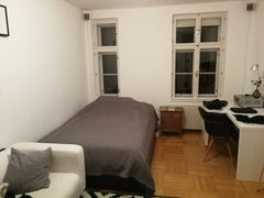 I offer a private room inside my apartment near the cities center. The room has  Gaaden, Austria Private bedroom close to centre Private room in rental unit vacation rental 32188327