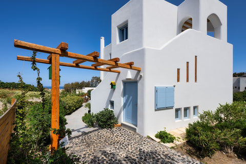 Following the traditional architecture of Santorini island, this is an elegant,   Luxury 2 Bedroom Villa - La Boheme Villas (D) Cycladic home vacation rental 46614277