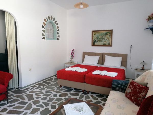 A cozy studio located in traditional village Tholaria, specifically in particula  Evis Studio - Quiet Nice Place at Tholaria Aigiali Entire rental unit vacation rental 45262019