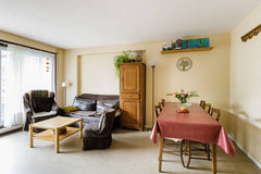 L'appartement est au pied de Montmartre. Il est doté de 3 chambres, d'une cuisin Paris, France Big apartment with balcony near Montmartre Entire condo vacation rental 19048935