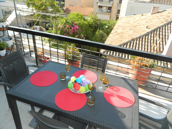 A charming 50 sqm one-bedroom apartment with a large terrace overlooking a quiet Athens, Attica, Greece Charming flat, large terrace, Acropolis views. Entire rental unit vacation rental 37790127