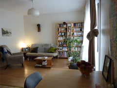 Notre appartement de 45 m2 est situé dans un immeuble très calme datant du début Paris, France Grand appartement au bord du Canal de l'Ourcq Entire rental unit vacation rental 13739987