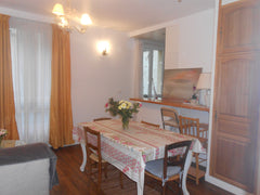 Complete charming lodging: 2 rooms + lounge+entrance 56 m2: 1 confortable double Paris, France Family lodging next to Eiffel Tower Entire rental unit vacation rental 5108212