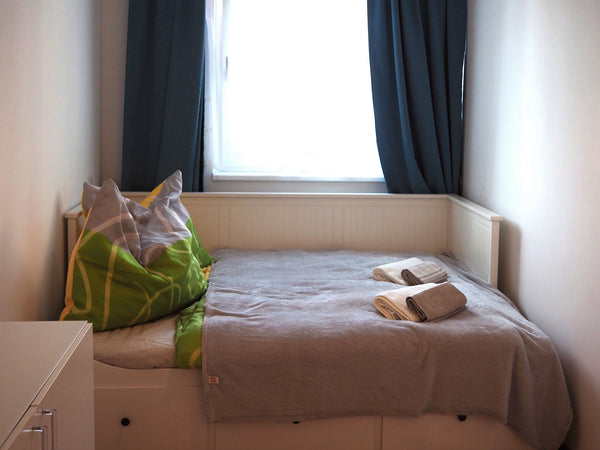 Spacious, great Apartment with 3 Bedrooms!<br /><br />Only 1 km away from Schönb  Great, spacious Apartment with 3 quiet Bedrooms Entire rental unit vacation rental 31202179