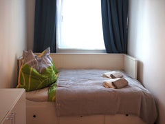 Spacious, great Apartment with 3 Bedrooms!<br /><br />Only 1 km away from Schönb  Great, spacious Apartment with 3 quiet Bedrooms Entire rental unit vacation rental 31202179