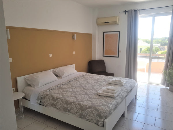 A beautiful apartment in Ialyssos 800 meters from the beach, with restaurants an Greece Caramel apartment 800 meters from the beach Entire condo vacation rental 640382980823598461