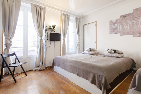 Very nice studio close to all amenities, 5 minutes from Bastille and also a few   Beautiful studio 5 minutes from the Bastille Entire rental unit vacation rental 16008420