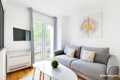 Located in the 18th district, at the foot of the Sacré Coeur, this apartment can Paris, France Cosy apartment 2 - Sacrée Coeur / Montmartre Entire rental unit vacation rental 28358435