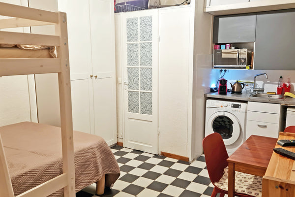 Studio located within a 10 minute walk from the Opera, the Louvre and the Halles Paris, France Cozy studio in the heart of Paris Entire rental unit vacation rental 16291050